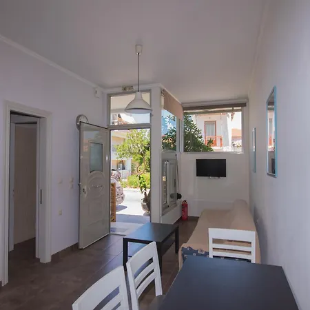 Casa Dina 2 Semesterbostad