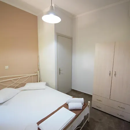 Semesterbostad Casa Dina 2 *