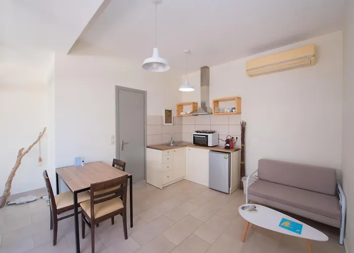 Casa Dina 2
